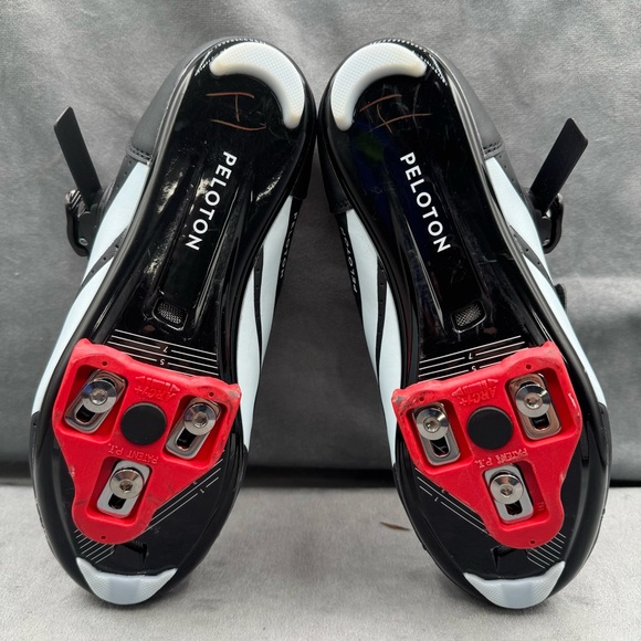 Peloton Original Cycling Shoes Women’s US 7 (EU 38) Black Red Triple Strap - Picture 12 of 16